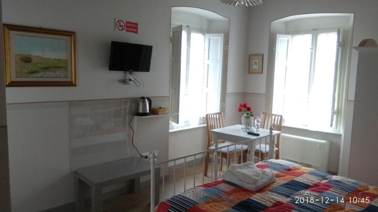 Le Rondini Di San Donato Bed & Breakfast Lucca Exterior photo